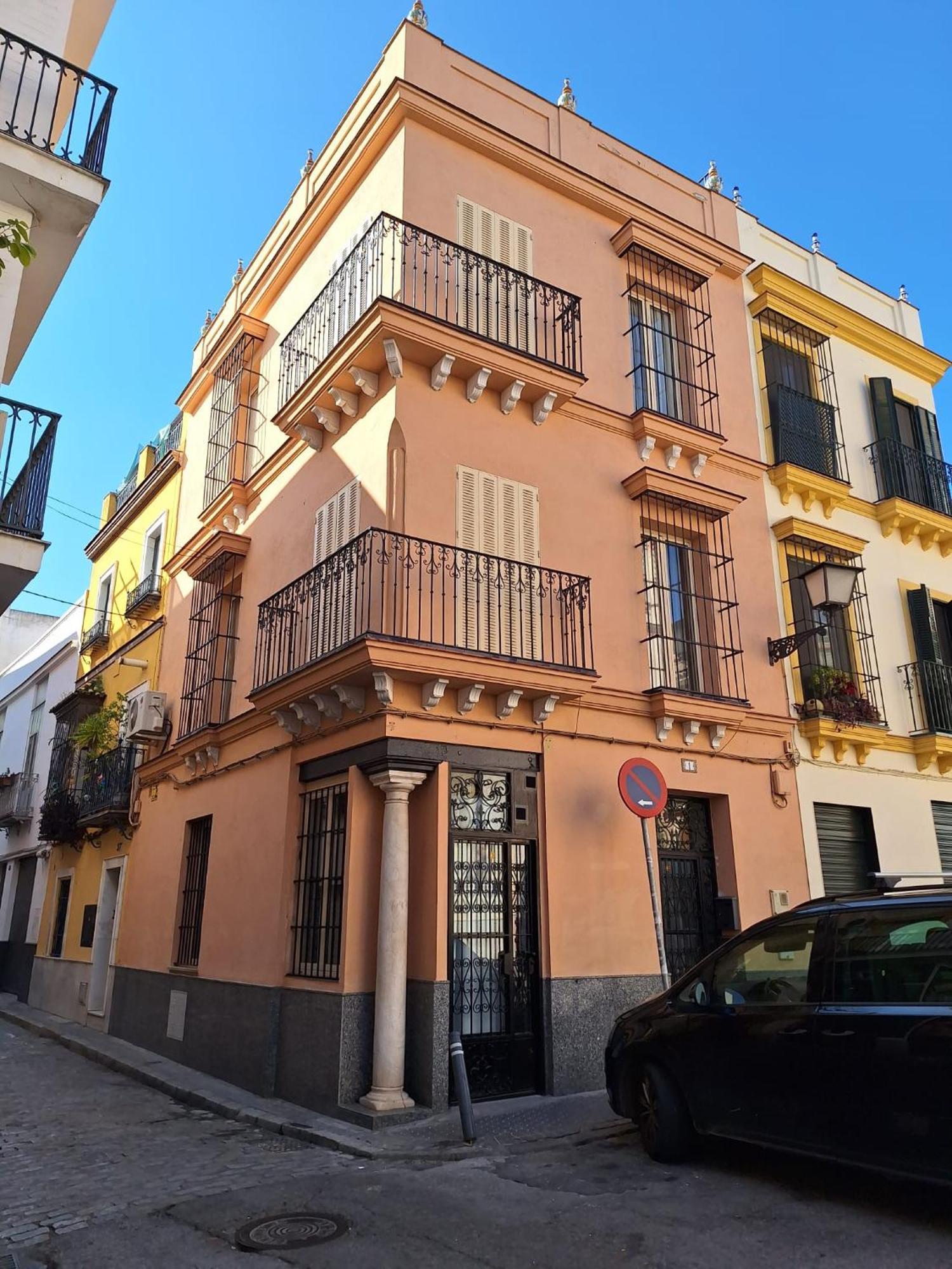 Apartamento Plaza San Roman Seville Ngoại thất bức ảnh